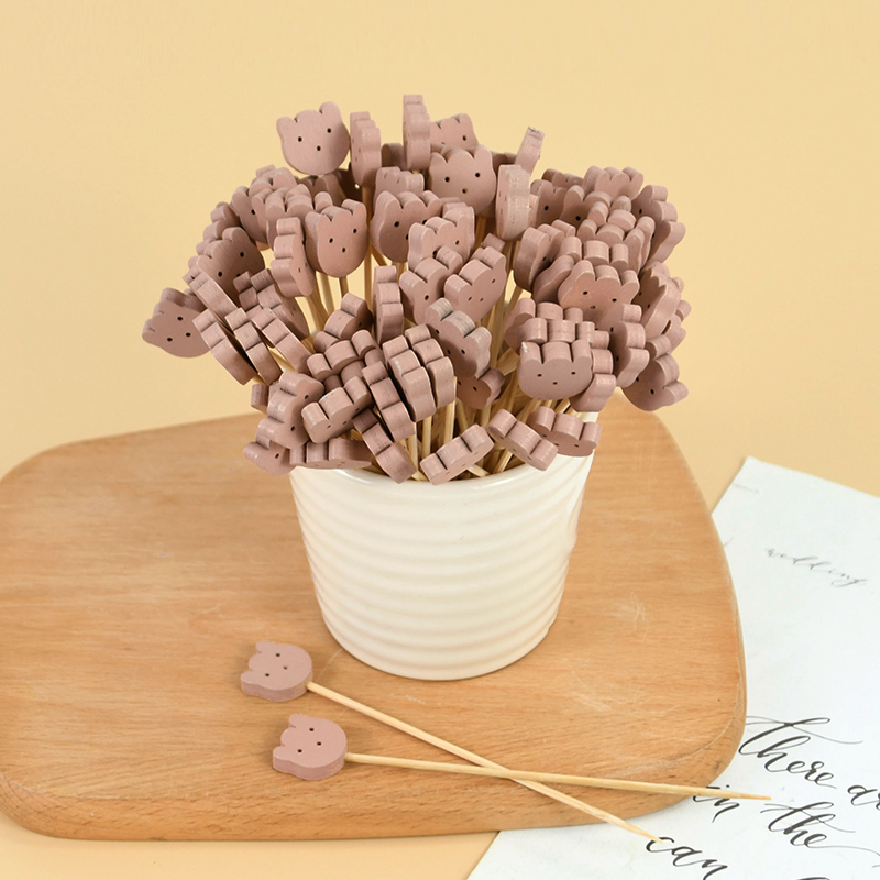 50/100pcs Cute Bear Heart Bead - Centerpiece Stick review and price